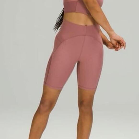 Lululemon Unlimit High Rise Short 8" - Picture 1 of 7